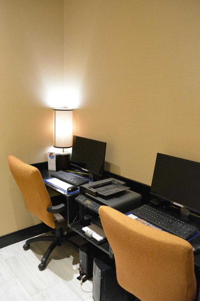 Western Hotel 4*